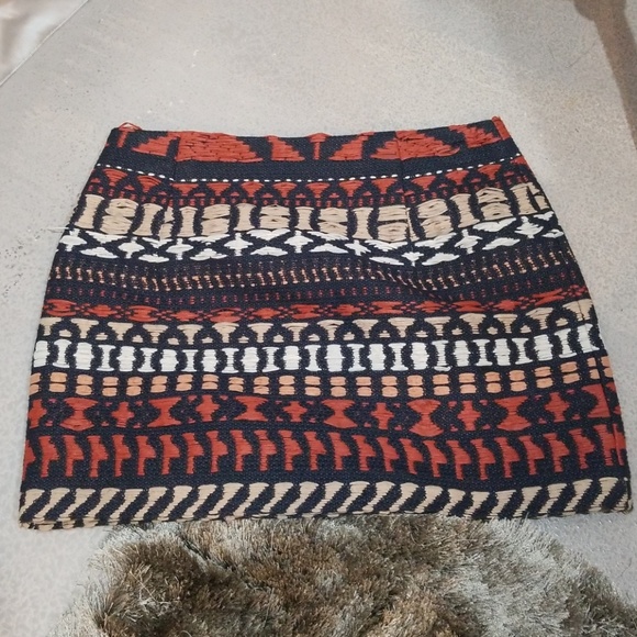 VENA CAVA Embroidered Fitted skirt - Picture 3 of 3